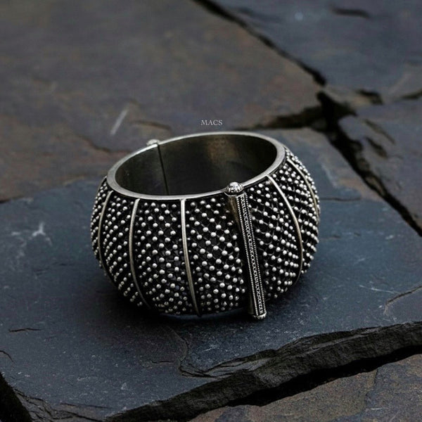 Statement Silver kada (Fits 2.4 & 2.5)